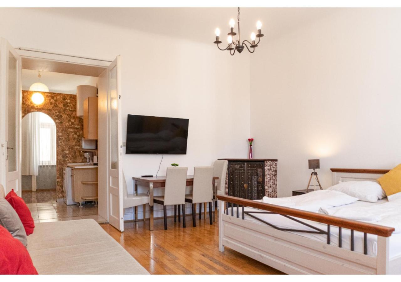 Cheerful 2Br Apartment - Suitable For Longstays Wiedeń Zewnętrze zdjęcie