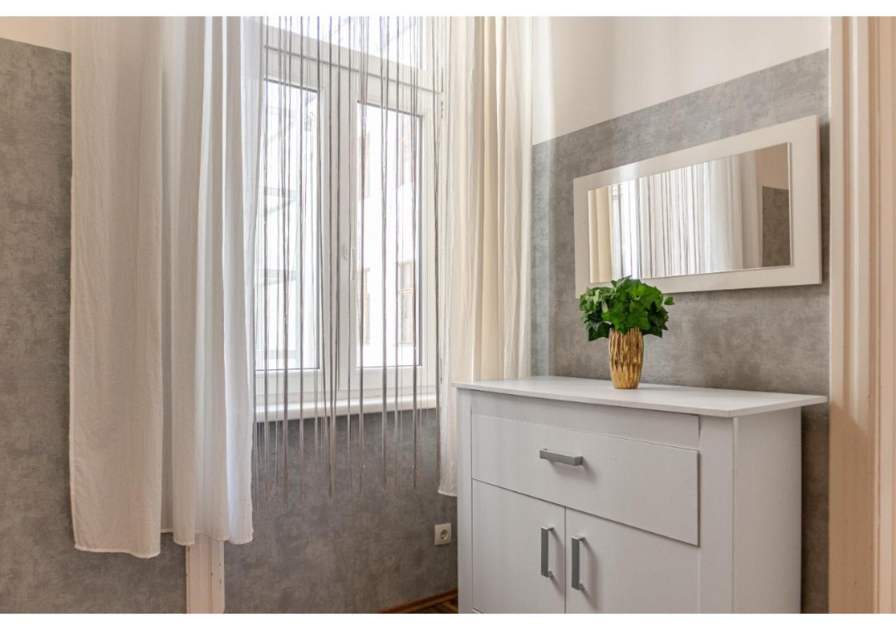 Cheerful 2Br Apartment - Suitable For Longstays Wiedeń Zewnętrze zdjęcie